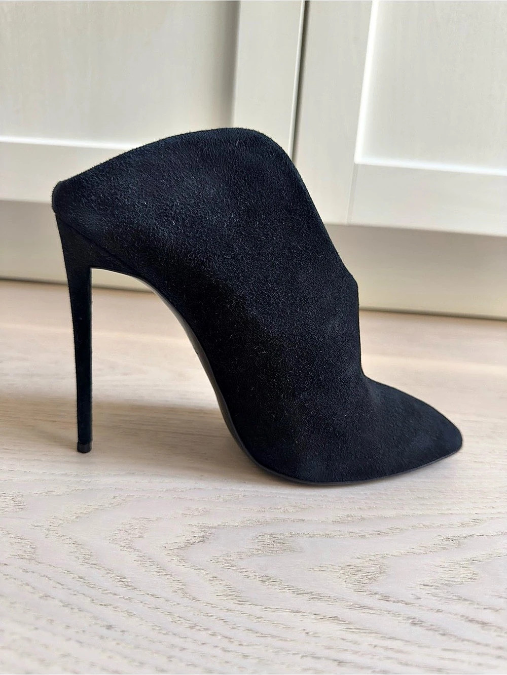 Giuseppe Zanotti suede Black Pointed-Toe Heels EU 39
